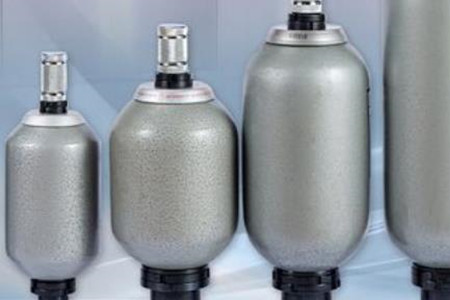 囊式蓄能器如何幫助系統減少故障？真相揭秘！