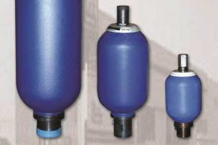 蓄能器為什么不能水平安裝？理由很簡單！